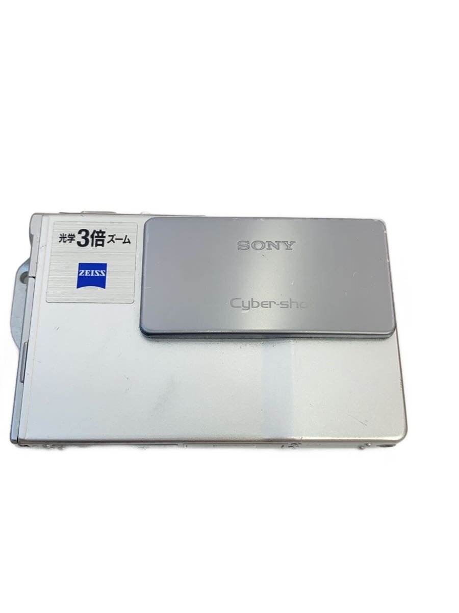 【ブランド】SONY 【ブランドカナ】ソニー 【型番】 【程度】B 【カラー】 【キーワード】　　　/ 2026/07/07 セカンドストリート生野巽店 【4179】【中古】SONY◆デジタルカメラ サイバーショット DSC-T7(JE)//【カメラ】 ブランド SONY 型番 カラー 実寸（cm） 【/】 幅：9.5 / 高さ：6 / 奥行：1 【その他】 その他サイズ：/ 商品は　セカンドストリート生野巽店の店頭にて販売しております。商品に関するお問合わせは、お電話(TEL:06-6755-0170)にて、問合わせ番号：2341799297638をお伝えください。 配送方法やお支払い方法に関するお問い合わせは、サポートセンターまでご連絡をお願いします。 ※お電話の対応は営業時間内のみとなります。お問い合わせフォームでお問い合わせの際はご注文番号をご記入下さい この商品に関する出品店舗からのコメント ※商品には写真では確認しにくいダメージや汚れがある場合がございます。こちらの商品は店頭でも同時販売しているため、掲載時と状態が異なる場合がございます。予めご了承ください。商品の詳しい状態やご不明な点等がございましたら、販売店舗までお問い合わせ下さいませ。