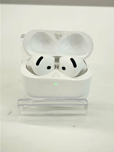 【中古】Apple◆イヤホン AirPods 4 MXP63J/A/A3058/第4世代/【家電・ビジュアル・オーディオ】 【中古】Apple◆イヤホン AirPods 4 MXP63J/A/A3058/第4世代/【家電・ビジュアル・オーディオ】