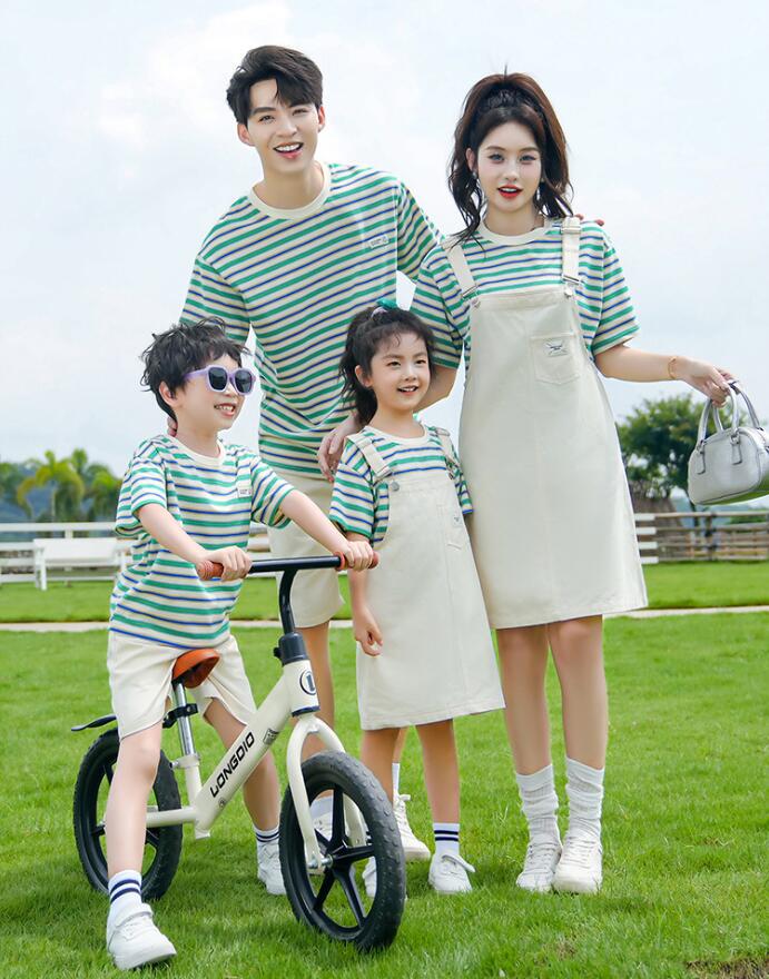 親子 ペアルック 家族お揃いウエア 夏服 親子コーデ ボーダー柄Tシャツ＋半ズボン/ジャンパースカート ..