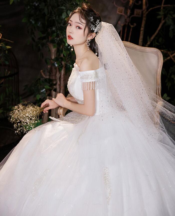 ロングウエディングドレス　レースドレス　スパンコール　パールフリンジ付　豪華花嫁結婚式披露宴二次会パーティードレス　演奏会演出ドレス　写真撮影　海旅行ドレス　ペールグローブパニエドレスカバー購入可