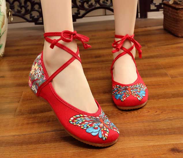チャイナ靴刺繍 蝶柄刺繍 可愛い 漢服用 手作...の紹介画像3