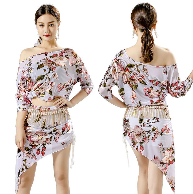 ベリーダンス衣装 上下2点セット レディース社交ダンス衣装 白地に花柄 総柄 ゆったりトップス 半袖ドルマンTシャツ 三角形スカート(スカーフ) セクシー系ダン...
