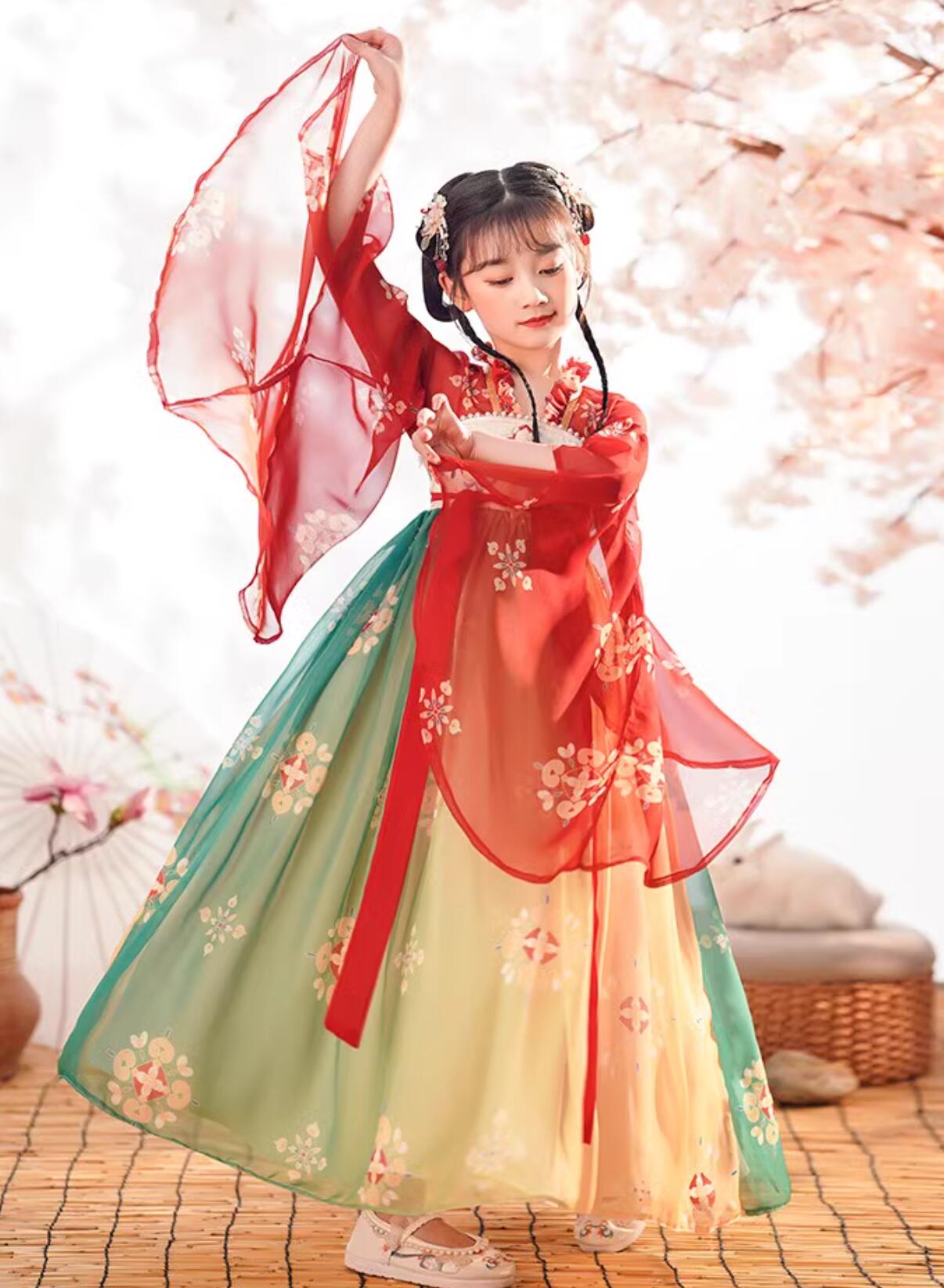 Rakuten - 女の子 漢服 コスプレ衣装 赤＋緑 シフォン フリルスリーブ ふんわり 漢服ドレス チャイナ服 エスニック 花柄 子供 中華服 唐朝 漢唐古代古典 漢服 中華 華流 ハロウィン 衣装 お姫様 チャイナワンピース 中華古典民族ダンス 演奏衣装 110 120 130 140 150