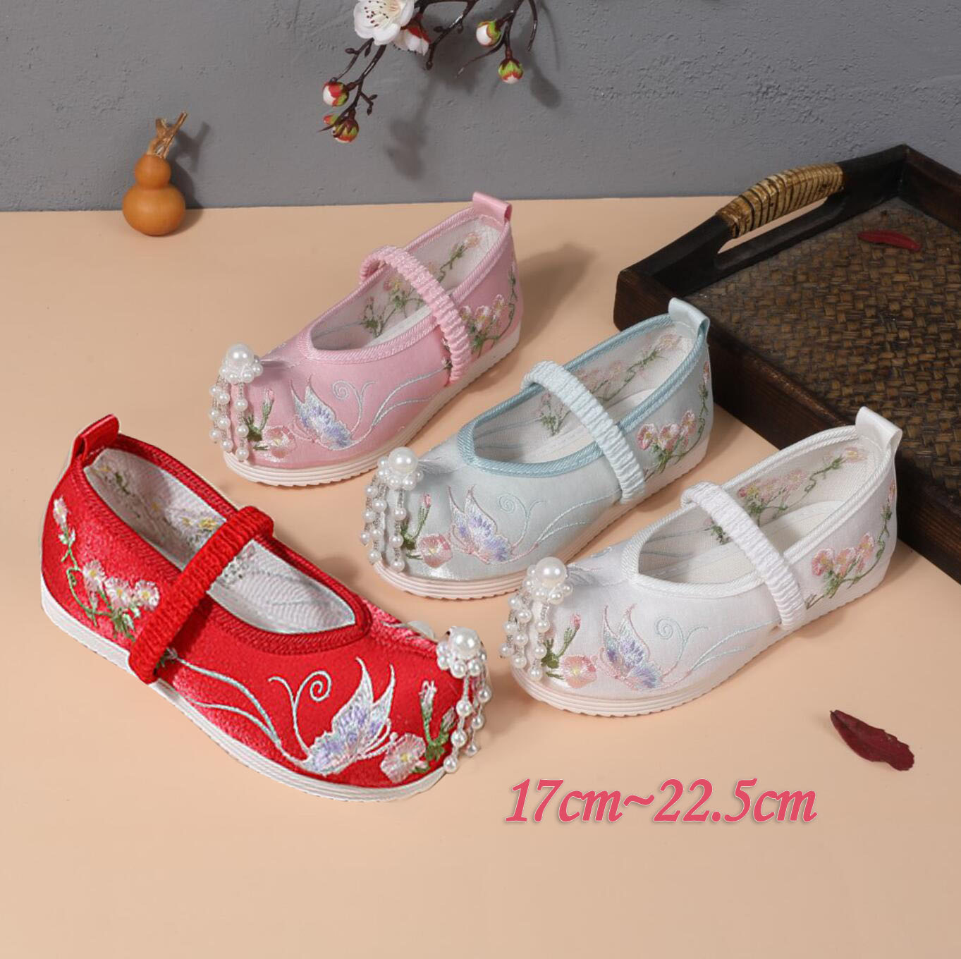 Shoes - 子供 中華靴 チャイナ靴 チャイナシューズ 女の子 可愛い 蝶 花 刺繍 中華 エスニック 民族風 パンプス 子供靴 漢服 チャイナ服 コスプレ用 シューズ 厚底 カンフー シューズ 白 ピンク 赤 ブルー16.5 17 17.5 18 18.5 19 19.5 20 20.5 21 21.5 22 cm