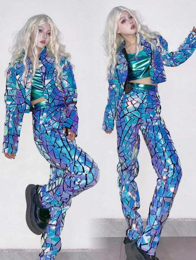 レディース JAZZ ジャズ ダンス 衣装 おしゃれ 未来 AI ロボット ダンスウエア 大きいスパンコール ガラス 長袖 ジャケット 長ズボン タンクトップ キラキラ 鏡面 反射 カラフル 個性 おしゃれ 舞台 ステージ 演出 衣装 ブルー系 S M L XL