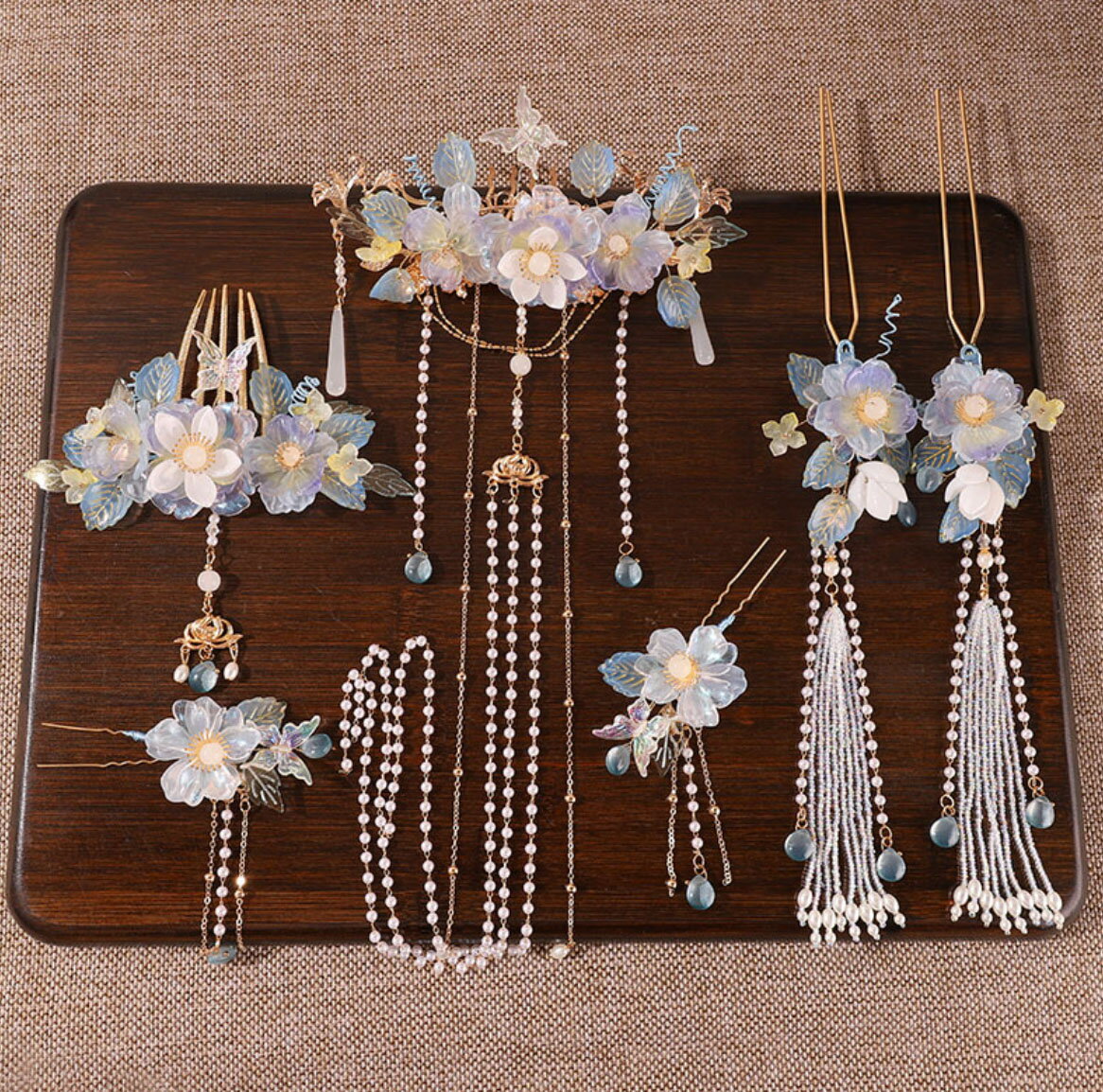 可愛い 中華古典髪飾り 6点セット 大人 子供 女性 お姫様 中華グッズ 花＆蝶 モチーフ 中国古代コスプレ 髪飾り フリンジ チェーン ゆれゆれ 額飾り 簪 かんざし ぶりんぶりん チャイナ風 ヘアアクセサリー 華流 仙女 ヘッドアクセサリー コスチューム