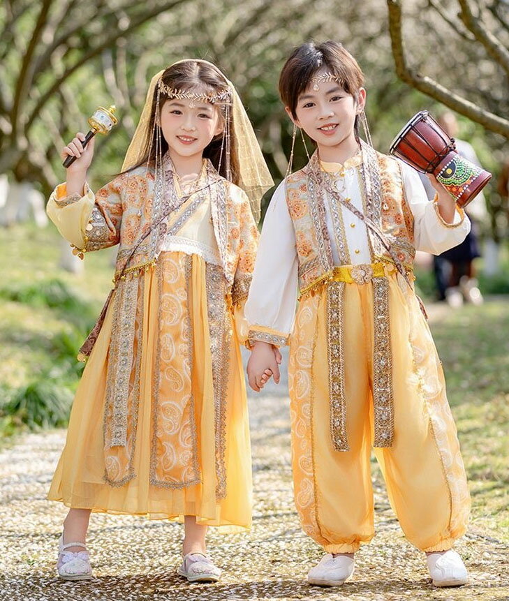 Rakuten - 子供 漢服 チャイナ服 男の子 女の子 金色 4点セット 5点セット 長袖 中華古典古代コスプレ衣装 西域 敦煌 チャイナ民族風 ダンス 衣装 中華 コスプレ衣装 バッグ ベール付き 可愛い キッズ ジュニア 大人 中華 アラビアンコスチューム 華流 ハロウィン 衣装 100～180