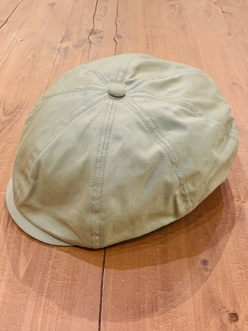 商品情報 サイズ M (58cm) / L( 60cm)素材 コットンチノ【GANGSTERVILLE】ギャングスタービル G.DILLINGER - CASQUETTE (BEIGE) キャスケット 被りやすいシルエットのキャスケット コットンチノ生地を使用し、6枚剥ぎの被りやすいシルエットのキャスケット。ヴォンテージラバープリントも施され、、オールマイティにコーディネートして頂けます。サイズ(約)M (58cm) / L( 60cm) 2