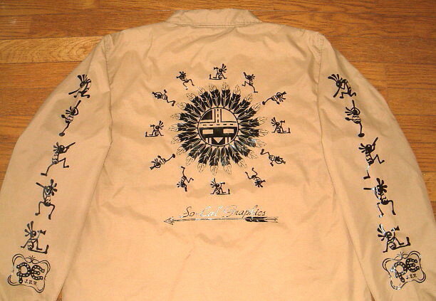 【PONY EXPRESS ポニーエクスプレス】 ナイロン生地 × ポリエステルライニング 仕様 ネイティブ柄 コーチジャケット ウィンドブレーカー ≪サンフェイス ＆ ココペリ≫ (ベージュ) 茶 雨具 インディアン バイカー ウェスタン カチーナ カチナ FUNNY ファニー GUNZ ガンズ