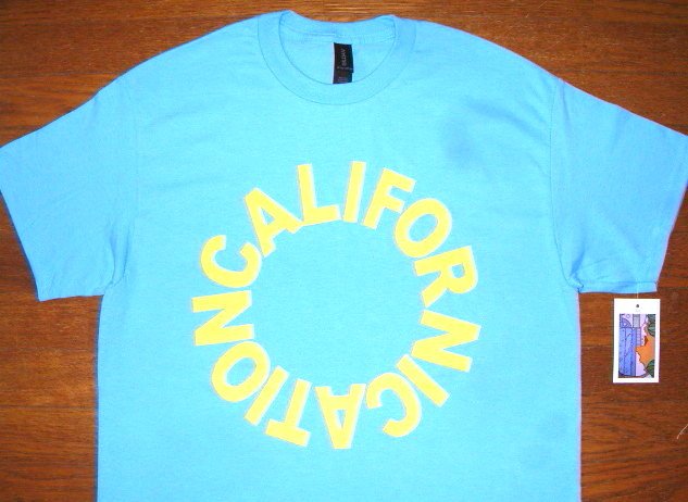 Rakuten - カリフォルニアの風をあなたに！ 【CALIFORNICATION カリフォルニケイション】 肉厚 コットン生地 サークルロゴ プリント 半袖 Tシャツ ≪RHCP CIRCLE≫ (ライトブルー) 青 USA アメリカ Red Hot Chili Peppers レッドホットチリペッパーズ サーフィン アメカジ SWEEP!!