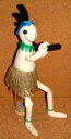 【R4T】 【KOKOPELLI ココペリ】 【LOCOPELLI ロコペリ】 ネイティブアメリカンの精霊 笛を吹き幸せを運ぶ インディアンの妖精 ハワイアン 男の子 フラボーイ 腰蓑 腰みの 着用 ぬいぐるみ ドール 「全長約34cm」 (ホワイト) 白 青 人形 カチナ カチーナ ポリネシアン ハワイ
