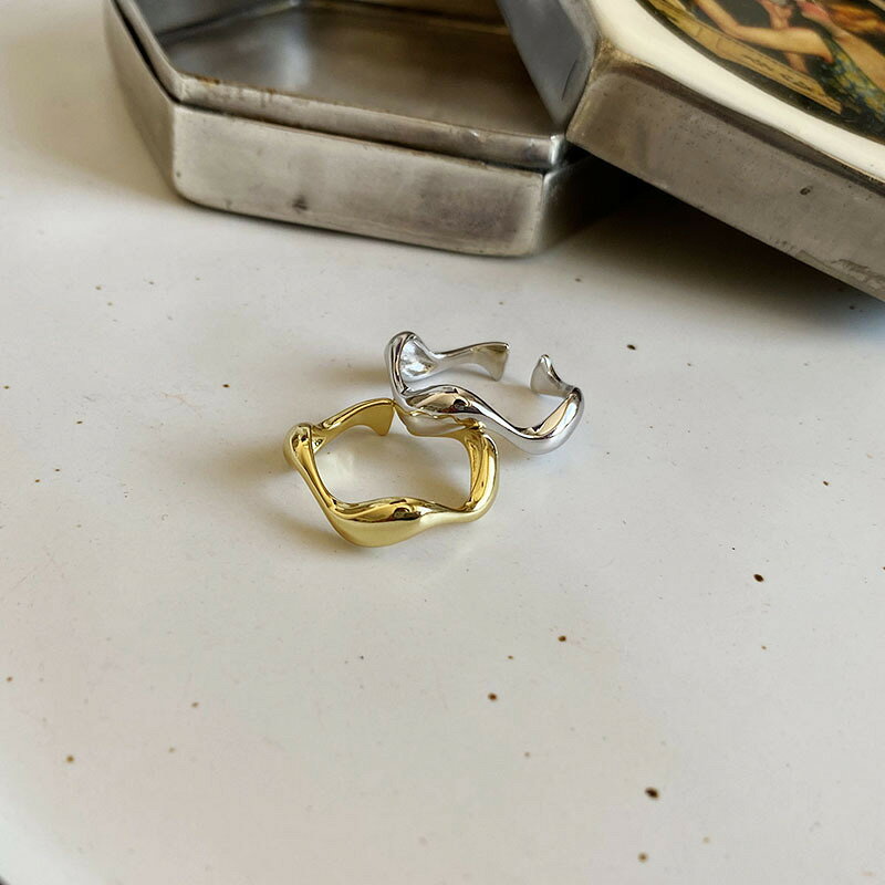 リング 指輪 ウェーブ 波 フリーサイズ 調整可能 シルバー ゴールド アクセサリー ...
