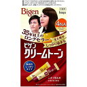 商品特徴 ■部分染めやリタッチに便利な、白髪染めです。 ■のびがよくムラもないクリームタイプ。タレ、飛び散りが少なく、生え際やうなじなど、染めにくい部分にもしっかりなじみます。 ■クシ通りがよくしっとりとしたしなやかな染め上がり。 ■女性にも男性にもご使用いただけます。■医薬部外品 ★4NA：ナチュラリーブラウン ※商品リニューアル等によりパッケージ及び容量等は変更となる場合があります。ご了承ください。 ご使用方法 ■ご使用前に、必ず使用説明書をよく読んでお使いください。 1.1剤と2剤をミックストレーに出し、よく混ぜ合わせます。 2.染毛ブラシで、乾いた髪にぬり、ムラなくのばします。 3.ぬり終えたらそのまま30分ほど放置します。 4.よくすすいだあと、シャンプー・リンスで仕上げます。 ※混合クリームがすすぎ湯が目に入らないよう特に注意してください。 【使用量の目安】1箱全量でショートヘア(髪全体)約1回分です。毛量の多い方は2箱ご用意ください。 ※分割使用できます。チューブに残った薬剤は次回ご使用になれます。※混ぜた薬剤は洗い流して捨ててください。 ご注意 ■ご使用の際は必ず使用説明書をよく読んで正しくお使いください。 ■ヘアカラーはまれに重いアレルギー反応をおこすことがあります。 ■次の方は使用しないでください。 ・今までに本品に限らずヘアカラーでかぶれたことのある方 ・今までに染毛中または直後に気分の悪くなったことのある方 ・頭皮あるいは皮膚が過敏な状態になっている方(病中、病後の回復期、生理時、妊娠中等) ・頭、顔、首筋にはれもの、傷、皮膚病がある方 ■ご使用の際には使用説明書にしたがい、毎回必ず染毛の48時間前に皮膚アレルギー試験(パッチテスト)をしてください。 ■薬剤や洗髪時の洗い液が目に入らないようにしてください。 ■眉毛、まつ毛には使用しないでください。 ■幼少児の手の届かない所に保管してください。 ■高温や直射日光を避けて保管してください。 ■幼少児には使用しないでください。 ■仕上がりの色調は、染める前の髪色、髪質、放置時間などにより異なります。 ■白髪の量が多めの方は明るめに、少なめの方は暗めに仕上がります。 ■ヘアカラーやヘアマニキュアなどで染めた髪を、その色より明るく染め変えることは困難です。 内容量 40g+40g 広告文責 株式会社　ジューゴ　06-6972-5599 メーカー(製造) ホーユー株式会社 お客様相談室： 052-935-9941 受付時間：平日9:00〜17:00　(土・日・祝日を除く) 区分 日本製・医薬部外品　