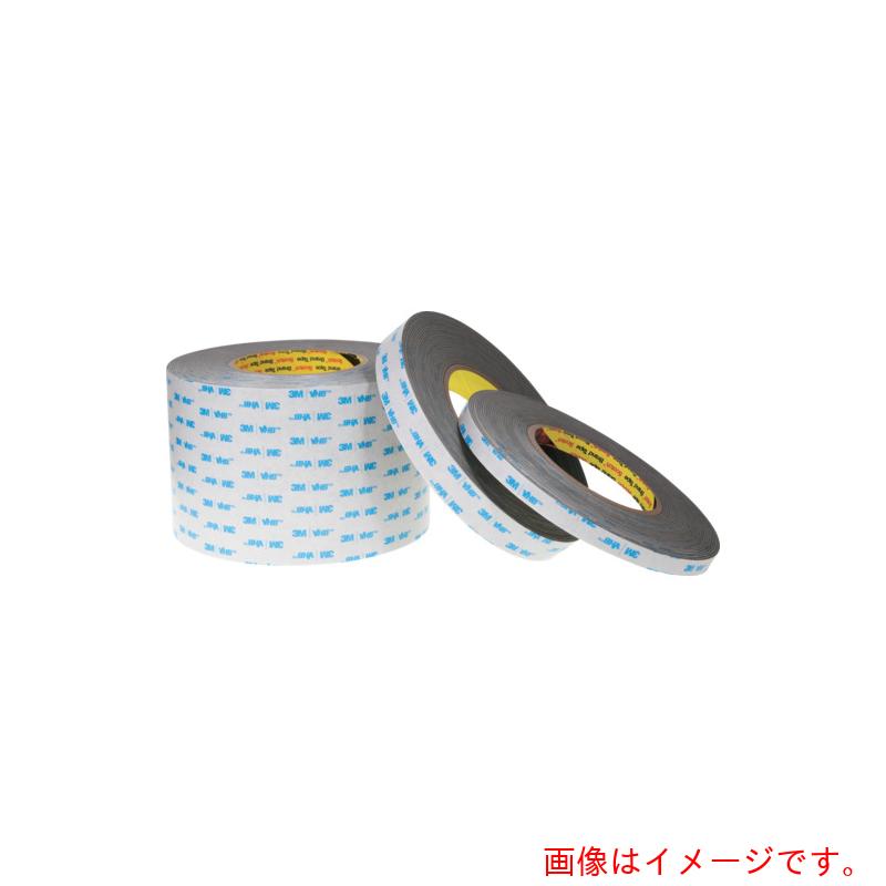 特長 ●溶接・リベットなどの置き換えも出来るVHBテープの強い接着力を持ちながら、コストを抑えたエントリーモデルです。 ●スポット溶接やリベット・ビス・ボルトなどの代替となり得る高い接着力を持ちます。 ●変形追従性・振動吸収性・シール性・屋外耐候性に優れ、屋外でも使用可能です。 用途 ●補強材、看板など、各種金属などの固定、シールに。 ●各種機械的接合（溶接・ネジ・ビス・リベット・ボルト締めなど）の代わりに。 ●接合と防水を同時に実現したい箇所に。 仕様 ●色：グレー ●幅(mm)：19 ●長さ(m)：33 ●厚さ(mm)：0.8 ●テープカット条件：切断にはカッターが必要 ●粘着力(N/10mm)：23 ●コストを抑えたエントリーモデル 材質 ●基材：アクリルフォーム ●粘着剤：アクリル系 ●はく離紙：平面紙 質量・質量単位 ●480.0g 【メーカー名】スリーエム　ジャパン（株）テープ・接着剤製品事業部 【メーカー品番】5608N-GP 19X33 1P