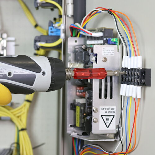 【メール便対応】アネックスツール　絶縁ビット　1本組　＋1×−5×98　【品番：AZM-1598】