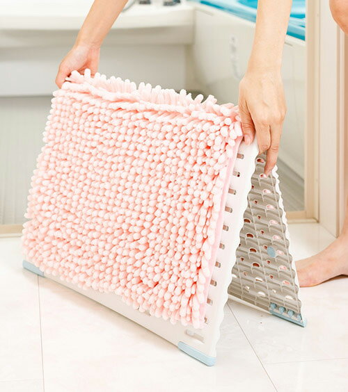 山崎産業（CONDOR）　SUSU 抗菌ストロングバスマット 360×500mm Sサイズ　フェミニンピンク　【品番：4903180189977】