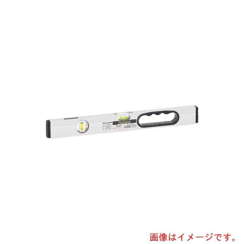 特長 ●6本線気泡管で1/100(1分勾配)・2/100(2分勾配)の測定が出来ます。 ●精度調整ネジを回して気泡管の調整が出来ます。 ●V溝付き測定面でパイプ測定可能です。 ●落下時の衝撃をより緩衝するゴムプロテクター付です ●蓄光付で明るい所で光を蓄積して暗い所で数分間発光します。 ●水平窓がつながっていて線引きガイドで使えます。 ●測定に便利な取手付きです。 用途 ●水平・垂直・勾配の測定に。 仕様 ●長さ(mm)：450 ●高さ(mm)：51 ●厚さ(mm)：19.5 ●マグネット：なし ●気泡管色：グリーン ●精度：±1.00mm/m=±0.0573°以内 ●感度：0.35mm/m＝0.0201° ●蓄光シート：あり ●色：シルバー 材質 ●本体：アルミニウム ●プロテクター：エラストマー樹脂 ●気泡管：アクリル樹脂(PMMA) 質量・質量単位 ●298.0g 【メーカー名】（株）エビス 【メーカー品番】ED-45GCN