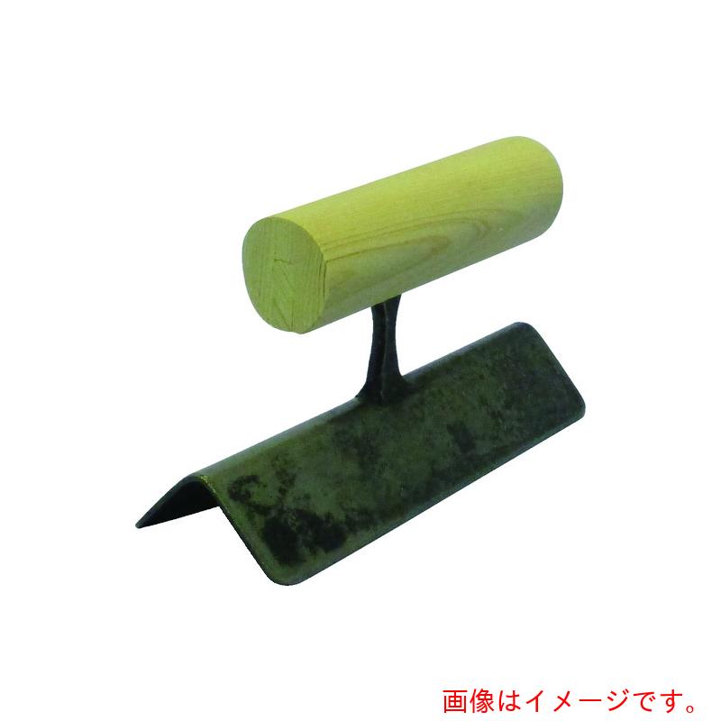 特長 ●建築物のR(曲)の部分の補修（R9mは直径9mmの円のRの事）、仕上げが早いです。 用途 ●建築物のR(曲)の部分の補修、仕上げに。 仕様 ●コテ長さ(mm)：150 ●R：15φ ●羽根幅(mm)：35×90度 ●特殊焼入れ鋼 ●角度90度に曲げた部分に各Rを付けている 材質 ●特殊鋼の焼入れ・曲げ加工 質量・質量単位 ●250.0g 注意事項 ●柄部を踏んだりしないでください。 【メーカー名】ナルセ商工（株） 【メーカー品番】UTM-15 【法人限定商品】※下記注意事項を事前にご確認ください。 ●この商品は送料が別途必要になります。 ●ご注文後、改めて当店より送料をご連絡させていただきます。送料のご了承をいただいてからの手配となります。（ご連絡までに数日かかる場合があります） ●手配後のキャンセル・返品・交換はできません。 ●メーカー直送、または、福山通運・西濃運輸・佐川急便でのお届けとなります。 ●配送業者の指定はできません。 ●原則法人宛（個人宅を除く）のみの配達となります。個人宅へのお届けの場合は事前にお問い合わせください。 ●お届け先の宛名または住所に法人名の記載がない場合は、法人であっても個人宅扱いとなります。 ●個人宅（法人名不記載を含む）へのお届けができない場合があります。 ●一部配送業者は平日のみの配達になります。原則時間指定はできません。 ●他メーカーとの同梱不可。 ●代金引換決済のご利用不可。