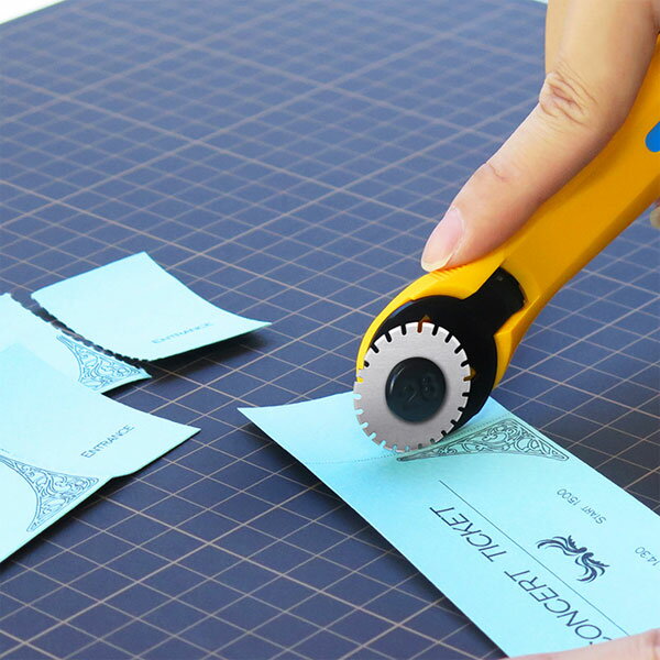 �ڥ᡼�����б��ۥ���ե����ߥ����ܥ������꡼28�������֡�235B��