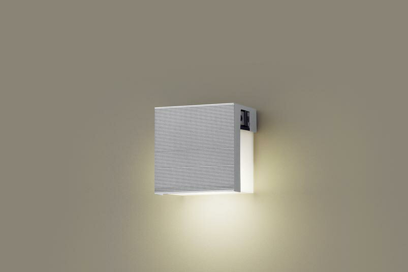 パナソニック　壁直付型 LED（電球色） 勝手口灯・表札灯 LED電球交換型・防雨型・明るさセンサ付　【品番：LGWJ85111U】