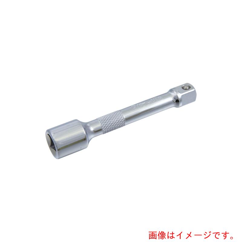 特長 ●奥深い凹部での使用に便利です。 ●ソケットを延長させるための延長バーです。 用途 ●奥深いところにあるボルトやナットの脱着作業に。 仕様 ●差込角(mm)：12.7 ●全長(mm)：250 材質 ●クロームバナジューム鋼 質量・質量単位 ●310.0g 【メーカー名】スエカゲツール（株） 【メーカー品番】2640100