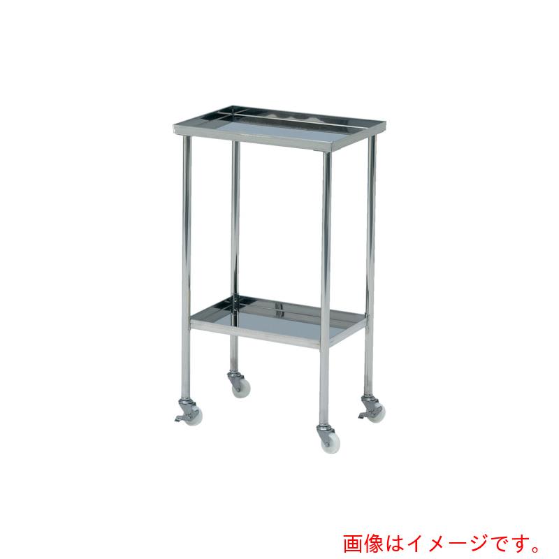 特長 ●材質にステンレス(SUS304)を使用しており汚れに強く、長く清潔にご利用いただけます。 ●溶接組立完成品ですので後々のビスなどの緩む心配がありません。 用途 ●製薬・化学・食品・医療分野でのご利用に。 仕様 ●最大積載量(kg/台)：50 ●均等積載量(kg/段)：上段/下段：50/20 ●間口(mm)：600 ●奥行(mm)：450 ●高さ(mm)：775 ●段数(段)：2 ●支柱径(mm)：22 ●こぼれ止め高さ(mm)：25 ●棚板調整ピッチ：固定(溶接組立) ●棚板：皿タイプ ●キャスター：自在式　50mm(2個)　自在式(ストッパー付)　50mm(2個) ●棚有効間隔(mm)：475 ●完成品 材質 ●本体:ステンレス(SUS304) ●キャスター金具:ステンレス(SUS304) ●車輪:ナイロン 質量・質量単位 ●7.3kg 【メーカー名】（株）テックサス 【メーカー品番】AS-U6045D