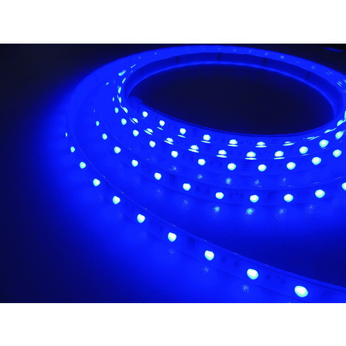特長 ●日亜化学製LEDを使用しており、品質安定性が高いです。 ●超軽量および幅が13.6mmのため、狭い箇所に取付可能です。 ●直射日光・塩害・腐食ガスの影響をうける場所では使用しないでください。 用途 ●間接照明、棚下照明、ライン照明に。 ●店舗照明やホテルの照明に。 仕様 ●明るさ(lm)：240 ●光源色：青 ●幅(mm)：13.6 ●長さ(mm)：2000 ●電源(V)：DC12 ●スイッチング電源：DC12V用 ●カラー：青 ●電圧(V)：DC12 ●色温度(K)：青 ●色：青 ●屋内専用 ●LEDピッチ：16.6mm ●球数：60球 材質 ●ポリオレフィン系 質量・質量単位 ●60.0g セット内容・付属品 ●取付クリップ×3個 ●エンドキャップ×2個（装着済） 注意事項 ●入力電圧範囲で使用してください。 ●直射日光・塩害・腐食ガスの影響を受ける場所では使用しないでください。 ●水に濡らさないでください。 ●点灯の際に必ず別売りのDC12Vスイッチング電源(TLVS50E-12／PSE、TLVS75E-12／PSE、TLVS150E-12／PSE)が必要です。 【メーカー名】トライト（株） 【メーカー品番】TLVDB3-16.6P-2