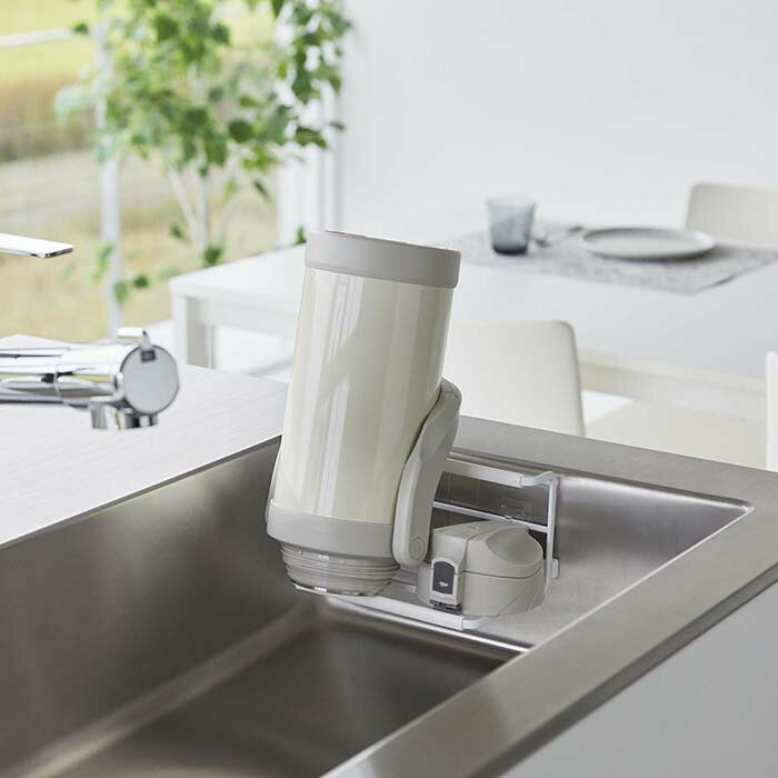 山崎実業　フィルムフックワイドジャグボトルホルダー タワー S　ホワイト　【品番：07758】