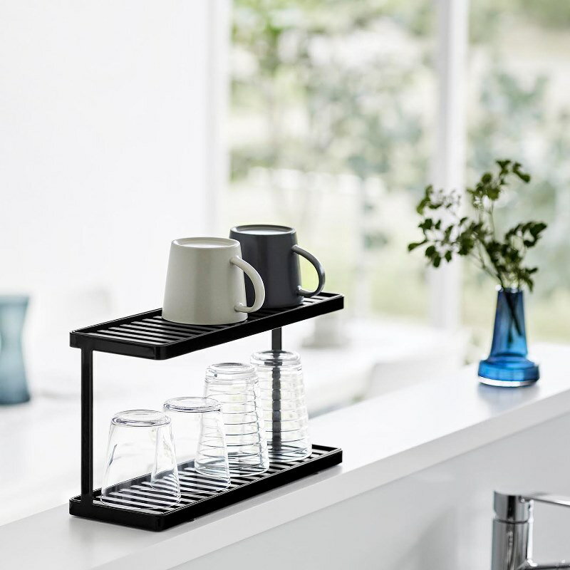 山崎実業　トレー付きジャグボトル＆グラススタンド タワー 2段 ブラック　【品番：03715】