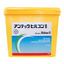 ※パッケージは予告なく変更となる場合がございます。予めご了承下さい。 商品特徴 幅広い殺菌スペクトラム持つ複合次亜塩素酸系消毒剤。畜鶏舎や器具類、踏込槽の消毒にすぐれた効果を発揮します。●あらゆる病原菌を即効・確実に駆除。●粉末タイプで取り扱いが簡単。●不快な臭いや刺激臭がなく、腐敗性も少ないピンク色（希釈液）の消毒剤。●診療施設内の消毒にも優れた効果を発揮。　 用途 畜・鶏舎、搾乳器具・ふ卵器具、踏込槽および診療施設内の消毒 使用対象畜・鶏舎／器具類／小動物診療領域（診療施設）成分・分量本品100g中に、ペルオキソー硫酸水素カリウム50.0g及び塩化ナトリウム1.5gを含有効能・効果【畜産領域】●畜・鶏舎の消毒●搾乳器具・ふ卵器具の消毒●踏込槽での消毒【小動物診療領域】●診療施設内の消毒用法・用量本品を下記の希釈倍率となるよう水又は微温湯にて溶かし散布，浸漬又は使用する。【畜産領域】●畜・鶏舎の消毒：500倍希釈液を床面又は壁に適量散布する。（有効塩素量で表した酸化力0.02％）●効果が認められるウイルス類を対象とした畜・鶏舎の消毒：500〜2000倍希釈液を床面又は壁に適量散布する。（有効塩素量で表した酸化力0.02〜0.005％）●搾乳器具・ふ卵器具の消毒：1000倍希釈液に2〜5分間浸漬する。（有効塩素量で表した酸化力0.01％）●踏込槽での消毒：100倍希釈液を使用し，薬液の更新は1週毎又はひどく汚れた時とする。（有効塩素量で表した酸化力0.1％）【小動物診療領域】●診療施設内の消毒：100倍希釈液を診察台，手術台，床又はケージに適量を散布する。（有効塩素量で表した酸化力0.1％）諸注意【一般的注意】●本剤は効能・効果において定められた目的にのみ使用すること。●本剤は定められた用法・用量を厳守すること。【使用者に対する注意】●原末及び希釈液が、皮膚、眼、飲食物、飼料、被服、少児のおもちゃ等に直接かからないように注意すること。万一、皮膚や眼に付着した場合はよく洗うこと。●原末及び希釈液を誤食・誤飲しないよう注意すること。●本剤を誤飲した場合は、吐かずに、直ちに医師の診察を受けること。●本品又は本品の希釈液を取り扱う場合には、ゴム手袋等を装着すること。●散布中にはマスク等をして本剤を吸い込まないように注意すること。●アレルギー体質等で、発赤、掻痒感等の過敏症状が現われた場合には直ちに使用を中止すること。【保管上の注意】●小児の手の届かない乾燥した暗所に保管すること。●使用後は常にふたをしめること。広告文責くすりの勉強堂TEL 0248-94-8718 ■発売元：バイエル薬品株式会社フリーダイヤル 0120-106-398※フリーダイヤルがご利用いただけない場合：06-6133-7555　