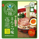 ※パッケージデザイン等は予告なく変更されることがあります。予め御了承下さい。【商品特徴】 100gで6kcal・糖質0gの食物繊維麺「ぷるんちゃん」を使用した「糖質0gぷるんちゃん麺」シリーズ。 1）マー油入りでコクのあるとんこつスープ入りで、袋をあけてすぐ食べられる簡便性2）だしまで全部飲んでも驚異の糖質0.8g。食物繊維は3,800mg 3）こだわり製法で、のびないぷるんちゃん麺4）そのまま食べてもOK、あたためて食べたい場合はレンジで袋のまま加熱できます【原材料】 食物繊維麺状加工品（こんにゃく粉、グルコマンナン）（国内製造）、とんこつ調味液（畜肉エキス、食塩、しょうゆ、砂糖、香辛料、たん白加水分解物）、マー油／粉末セルロース、調味料（アミノ酸等）、酒精、増粘剤（グァーガム）、カラメル色素、香辛料抽出物、（一部に小麦・大豆・ごま・鶏肉・豚肉・ゼラチンを含む） 【栄養成分】1袋あたり（200g）エネルギー：38kcal、たんぱく質： 1.4g、脂質：2.4g、炭水化物：4.6g、糖質：0.8g、食物繊維：3.8g、食塩相当量：2.5g※スープに糖質は含まれています。 ■発売元：オーミケンシ株式会社広告文責くすりの勉強堂0248-94-8718