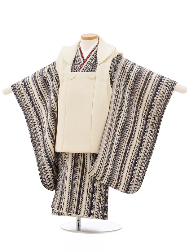 七五三 着物 3歳 男の子 被布 レンタル 男児 七五三 着物 七五三レンタル 2422クリーム色×グレー変わりストライプ 3歳 3才 3歳男の子 男児 着物 ...