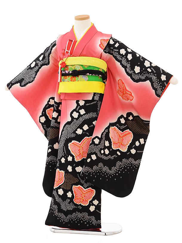 ■七五三レンタル一覧はこちらからどうぞ ※当該商品の帯は本格的な帯結びができる 『袋帯』となっております。 （結び帯・作り帯ではありません） 着付けの際は、美容室や着付経験者などへ依頼されることをおすすめします※商品の色については画面を表示するモニターによって実際と多少異なる場合がございます。ご了承下さいませ。 商品詳細 ［七五三レンタル］ ■素材：着物…正絹 ■身丈：129cm　肩裄：54cm　袖丈：76cm 7歳の標準サイズに調整済みです。 身長115cm〜125cm位 帯は『袋帯』となっておりますので、結ぶタイプになります。 ※小物は着物に合わせてコーディネートさせていただきます。 ※簡単なサイズ調整（腰紐にて）が必要な場合があります。 ※箱タイプでの配送になります。 七五三サイズ等について詳しくは 《京都かしいしょう》まで メールにてお問い合わせ下さい。 【送料無料（北海道・沖縄・一部離島を除く）】七五三レンタル料金最安値に挑戦！ ※システム上、カレンダーが「×」でもご注文は可能ですが、ご予約をお取りすることが出来ません。 ご利用日が「○」の商品からご注文下さい。 尚、ご予約の確定は「【京都かしいしょう】ご注文内容のご案内」メールにてお知らせいたします。