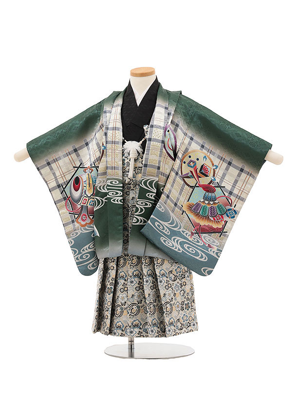■七五三レンタル一覧はこちらからどうぞ※商品の色については画面を表示するモニターによって実際と多少異なる場合がございます。ご了承下さいませ。 商品詳細 ［七五三レンタル］ ■素材:化繊 ■身丈:54cm 肩裄:42cm 袖丈:47cm(羽織)■袴丈:50cm(おへそからくるぶしまでの長さです。)※標準サイズに調整済みです。※簡単なサイズ調整が必要な場合があります。※小物は着物に合わせてコーディネートさせていただきます。※総柄のため写真と少し異なることがあります。箱タイプでの配送となります。 身長 95〜105cm前後 サイズ等について詳しくは 《京都かしいしょう》まで メールにてお問い合わせ下さい。 【送料無料（北海道・沖縄・一部離島を除く）】七五三レンタル料金最安値に挑戦！ ※システム上、カレンダーが「×」でもご注文は可能ですが、ご予約をお取りすることが出来ません。 ご利用日が「○」の商品からご注文下さい。 尚、ご予約の確定は「【京都かしいしょう】ご注文内容のご案内」メールにてお知らせいたします。