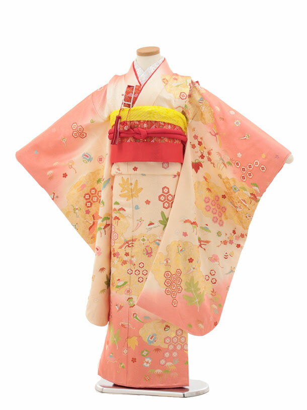 ■七五三レンタル一覧はこちらからどうぞ※商品の色については画面を表示するモニターによって実際と多少異なる場合がございます。ご了承下さいませ。 商品詳細 ［七五三レンタル］ ■素材:正絹 ■身丈:133cm 肩裄:54cm 袖丈:76cm ※標準サイズに調整済みです。 ※簡単なサイズ調整(腰紐にて)が必要な場合があります。※着物(表地)のみ正絹です。 ※小物は着物に合わせてコーディネートさせていただきます。 箱タイプでの配送となります。 身長 115〜125cm前後 サイズ等について詳しくは 《京都かしいしょう》まで メールにてお問い合わせ下さい。 【送料無料（北海道・沖縄・一部離島を除く）】七五三レンタル料金最安値に挑戦！ ※システム上、カレンダーが「×」でもご注文は可能ですが、ご予約をお取りすることが出来ません。 ご利用日が「○」の商品からご注文下さい。 尚、ご予約の確定は「【京都かしいしょう】ご注文内容のご案内」メールにてお知らせいたします。