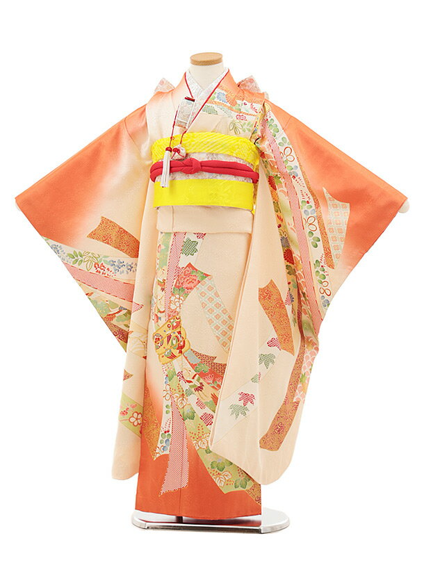 ■七五三レンタル一覧はこちらからどうぞ※商品の色については画面を表示するモニターによって実際と多少異なる場合がございます。ご了承下さいませ。 商品詳細 ［七五三レンタル］ ■素材:正絹 ■身丈:133cm 肩裄:54cm 袖丈:85cm ※標準サイズに調整済みです。 ※簡単なサイズ調整(腰紐にて)が必要な場合があります。※着物(表地)のみ正絹です。 ※小物は着物に合わせてコーディネートさせていただきます。 箱タイプでの配送となります。 身長 115〜125cm前後 サイズ等について詳しくは 《京都かしいしょう》まで メールにてお問い合わせ下さい。 【送料無料（北海道・沖縄・一部離島を除く）】七五三レンタル料金最安値に挑戦！ ※システム上、カレンダーが「×」でもご注文は可能ですが、ご予約をお取りすることが出来ません。 ご利用日が「○」の商品からご注文下さい。 尚、ご予約の確定は「【京都かしいしょう】ご注文内容のご案内」メールにてお知らせいたします。