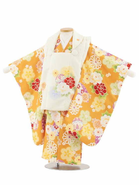 ■七五三レンタル一覧はこちらからどうぞ※商品の色については画面を表示するモニターによって実際と多少異なる場合がございます。ご了承下さいませ。 商品詳細 ［七五三レンタル］ ■素材:化繊 ■身丈:77cm 肩裄:41cm 袖丈:57cm※標準サイズに調整済みです。※簡単なサイズ調整(腰紐にて)が必要な場合があります。※総柄のため柄の出方が写真と少し異なる場合がございます。※小物は着物に合わせてコーディネートさせていただきます。箱タイプでの配送となります。 身長 90〜100cm前後 サイズ等について詳しくは 《京都かしいしょう》まで メールにてお問い合わせ下さい。 【送料無料（北海道・沖縄・一部離島を除く）】七五三レンタル料金最安値に挑戦！ ※システム上、カレンダーが「×」でもご注文は可能ですが、ご予約をお取りすることが出来ません。 ご利用日が「○」の商品からご注文下さい。 尚、ご予約の確定は「【京都かしいしょう】ご注文内容のご案内」メールにてお知らせいたします。
