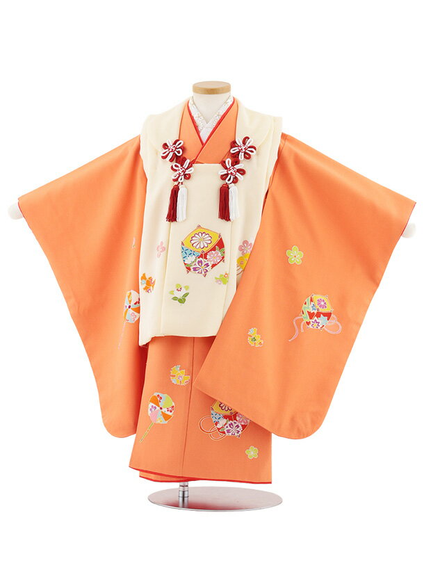 【レンタル】着物 七五三(3歳女児被布)S091【正絹】ベージュ×オレンジ 糸巻きと風ぐるま 3歳 被布 フルセット 女の子 お祝い着 正月 3才 女児 きもの...
