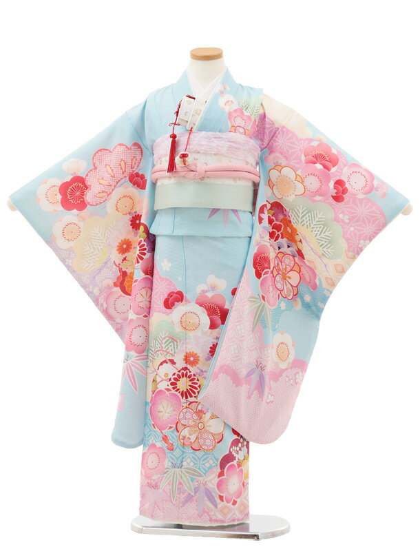 ■七五三レンタル一覧はこちらからどうぞ※商品の色については画面を表示するモニターによって実際と多少異なる場合がございます。ご了承下さいませ。 商品詳細 ［七五三レンタル］ ■素材:化繊 ■身丈:136cm 肩裄:54cm 袖丈:76cm ※標準サイズに調整済みです。 ※簡単なサイズ調整(腰紐にて)が必要な場合があります。 ※小物は着物に合わせてコーディネートさせていただきます。 箱タイプでの配送となります。 身長 115〜125cm前後 サイズ等について詳しくは 《京都かしいしょう》まで メールにてお問い合わせ下さい。 【送料無料（北海道・沖縄・一部離島を除く）】七五三レンタル料金最安値に挑戦！ ※システム上、カレンダーが「×」でもご注文は可能ですが、ご予約をお取りすることが出来ません。 ご利用日が「○」の商品からご注文下さい。 尚、ご予約の確定は「【京都かしいしょう】ご注文内容のご案内」メールにてお知らせいたします。