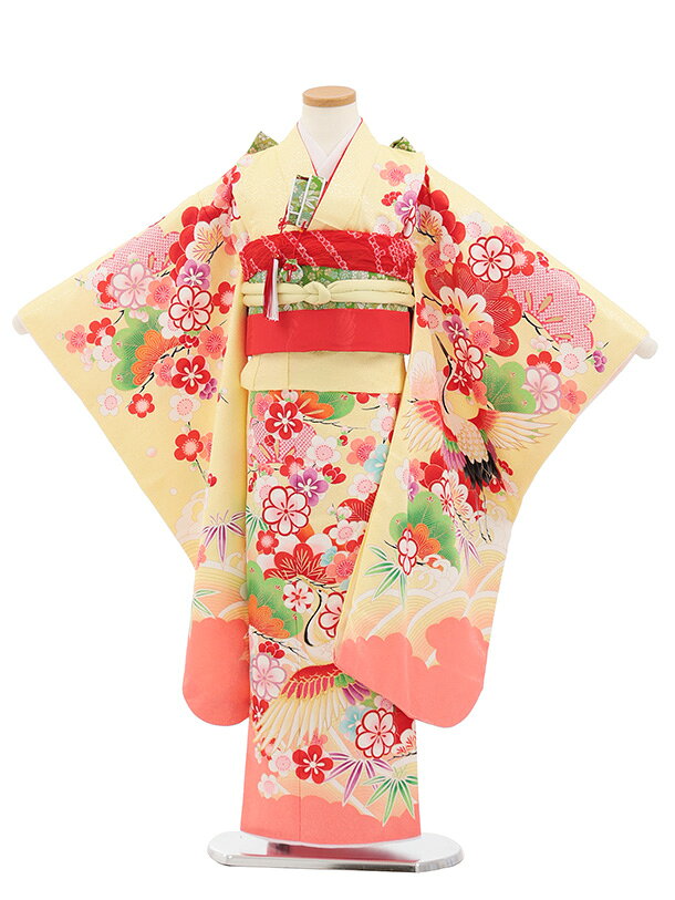 ■七五三レンタル一覧はこちらからどうぞ※商品の色については画面を表示するモニターによって実際と多少異なる場合がございます。ご了承下さいませ。 商品詳細 ［七五三レンタル］ ■素材:化繊 ■身丈:133cm 肩裄:54cm 袖丈:76cm ※標準サイズに調整済みです。 ※簡単なサイズ調整(腰紐にて)が必要な場合があります。※総柄のため柄の出方が写真と少し異なる場合がございます。 ※小物は着物に合わせてコーディネートさせていただきます。 箱タイプでの配送となります。 身長 115〜125cm前後 サイズ等について詳しくは 《京都かしいしょう》まで メールにてお問い合わせ下さい。 【送料無料（北海道・沖縄・一部離島を除く）】七五三レンタル料金最安値に挑戦！ ※システム上、カレンダーが「×」でもご注文は可能ですが、ご予約をお取りすることが出来ません。 ご利用日が「○」の商品からご注文下さい。 尚、ご予約の確定は「【京都かしいしょう】ご注文内容のご案内」メールにてお知らせいたします。
