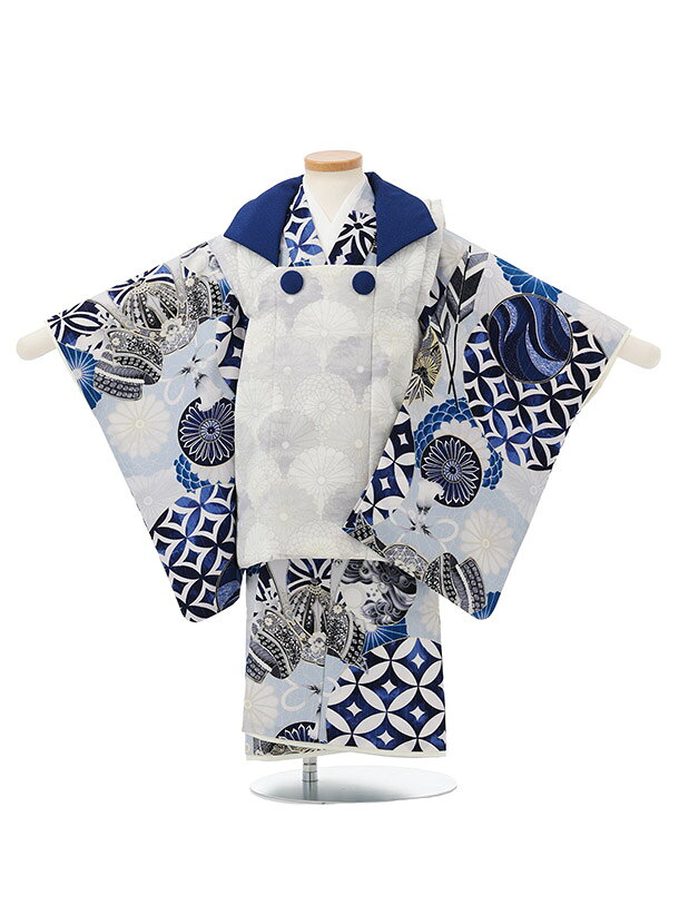 ■七五三レンタル一覧はこちらからどうぞ※商品の色については画面を表示するモニターによって実際と多少異なる場合がございます。ご了承下さいませ。 商品詳細 ［七五三レンタル］ ■素材:化繊 ■身丈:76cm 肩裄:42cm 袖丈:45cm※標準サイズに調整済みです。※簡単なサイズ調整(腰紐にて)が必要な場合があります。※総柄のため柄の出方が写真と少し異なる場合がございます。※小物は着物に合わせてコーディネートさせていただきます。箱タイプでの配送となります。 身長 90〜100cm前後 サイズ等について詳しくは 《京都かしいしょう》まで メールにてお問い合わせ下さい。 【送料無料（北海道・沖縄・一部離島を除く）】七五三レンタル料金最安値に挑戦！ ※システム上、カレンダーが「×」でもご注文は可能ですが、ご予約をお取りすることが出来ません。 ご利用日が「○」の商品からご注文下さい。 尚、ご予約の確定は「【京都かしいしょう】ご注文内容のご案内」メールにてお知らせいたします。