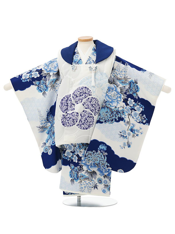 ■七五三レンタル一覧はこちらからどうぞ※商品の色については画面を表示するモニターによって実際と多少異なる場合がございます。ご了承下さいませ。 商品詳細 ［七五三レンタル］ ■素材:化繊 ■身丈:76cm 肩裄:42cm 袖丈:57cm※標準サイズに調整済みです。※簡単なサイズ調整(腰紐にて)が必要な場合があります。※総柄のため写真と少し異なることがあります。※小物は着物に合わせてコーディネートさせていただきます。箱タイプでの配送となります。 身長 90〜100cm前後 サイズ等について詳しくは 《京都かしいしょう》まで メールにてお問い合わせ下さい。 【送料無料（北海道・沖縄・一部離島を除く）】七五三レンタル料金最安値に挑戦！ ※システム上、カレンダーが「×」でもご注文は可能ですが、ご予約をお取りすることが出来ません。 ご利用日が「○」の商品からご注文下さい。 尚、ご予約の確定は「【京都かしいしょう】ご注文内容のご案内」メールにてお知らせいたします。