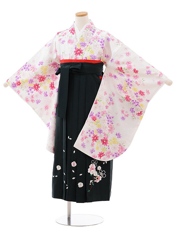 ■ジュニア袴レンタル一覧はこちらからどうぞ※商品の色については画面を表示するモニターによって実際と多少異なる場合がございます。ご了承下さいませ。 商品詳細 ［小学生卒業式(女の子)袴レンタル］ ■素材：合成繊維100％ ■肩裄：64cm　袖丈：76cm　袴丈：81cm 適応サイズ・・・ 10歳前後のサイズに調整済みです。 身長　140cm〜145cm前後 ※簡単なサイズ調整が必要な場合があります。 ※小物はこちらでコーディネートさせて頂きます。 ※箱タイプでの配送となります。 女袴サイズ等について詳しくは 《京都かしいしょう》まで メールにてお問い合わせ下さい。 【送料無料（北海道・沖縄・一部離島を除く）】ジュニア袴レンタル最安値に挑戦！