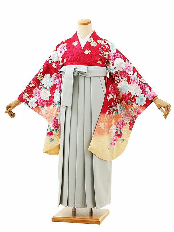 ■ジュニア袴レンタル一覧はこちらからどうぞ※商品の色については画面を表示するモニターによって実際と多少異なる場合がございます。ご了承下さいませ。 商品詳細 ［小学生卒業式(女の子)袴レンタル］ ■素材：合成繊維100％ ■肩裄：67cm　袖丈：76cm　袴丈：87cm 適応サイズ・・・ 12歳前後のサイズに調整済みです。 身長　148cm〜153cm前後 ※簡単なサイズ調整が必要な場合があります。※総柄(小紋)のため写真と柄の出方が少し異なることがあります。 ※小物はこちらでコーディネートさせて頂きます。 ※箱タイプでの配送となります。 女袴サイズ等について詳しくは 《京都かしいしょう》まで メールにてお問い合わせ下さい。 【送料無料（北海道・沖縄・一部離島を除く）】ジュニア袴レンタル最安値に挑戦！