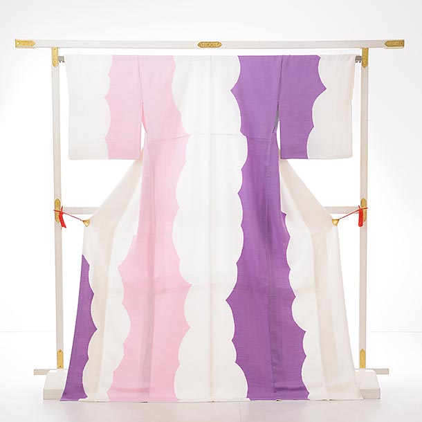 訪問着 レンタル モダン 正絹 t764 白地にピンク 紫 桶絞り 入学式 卒業式 母 着物 レンタル 付下げ 訪問着レンタル 155cm〜165cm位 結婚式 お宮参り 七五三 お茶会 rental 付下げ レンタル訪問着 往復送料無料 新品足袋プレゼント 女性和服 ママ お母さん 大人 【レンタル】