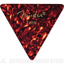 - Fender 355 Shape Classic Celluloid Picks - 12 Count (Tortoise Shell) - ギターやベースの種類を問わず、フェンダーのクラシックな雰囲気を味わうことができます。快適さと柔軟な高いパフォーマンス性をお約束するフェンダーのピックは、サイズや形、厚さの種類が豊富なので、あらゆるギタリストのプレイスタイルや好みにマッチします。セルロイドは初期のピックの原料で、何十年にも及ぶフェンダーのピックコレクションの要です。セルロイド製のピックは、伝統的な雰囲気と温かく丸みのあるトーンを与えてくれます。355ピックはフェンダー製のオニギリ形ピックん中では最も大きいピックになります。大きいのが好みの方にはうってつけです。 - 特徴 - ・12枚セット ・クラシックセルロイド製ピック ・大きいトライアングルシェイプ ・厚さの種類が豊富 - Specification - Type：Celluloid Pick Shape：355 Shape Type：Accessories Pick Thickness：Thin