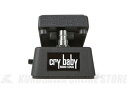 -Cry Baby Mini 535Q Wah - この Cry Baby Mini 535Q Wah は、通常サイズの 535Q で人気のあった4つのレンジからセレ クターで好みの音色を設定でき、Qコントロールでワウの効き方を調整できます。バンドサウン ドの中でより際立った音を出したい場合はボリュームコントロールを回しブーストスイッチを オンにします。ブーストスイッチがオンになっている時には側面のLEDが点灯します。 赤Faselイ ンダクターを備えた本格仕様。省スペースながら多機能なこのワウはペダルボードに組み込む のに最適なワウの中の一つです。