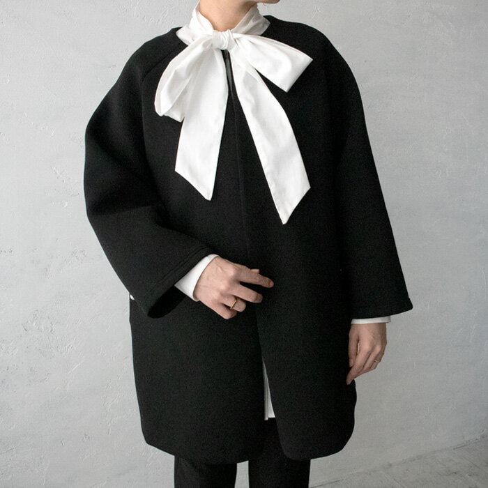 【在庫限り】マルチウェイスタンドカラーチュニックボウタイブラウス/前後2WAY/リボン/バックリボン/ピンタック/サイドスリット/袖ボリューム/カフス/チュニック/キレイ/大人/カジュアル/レイヤード/オケージョン/タイブラウス/リボンブラウス/無地/ホワイト/ブラック/七五三