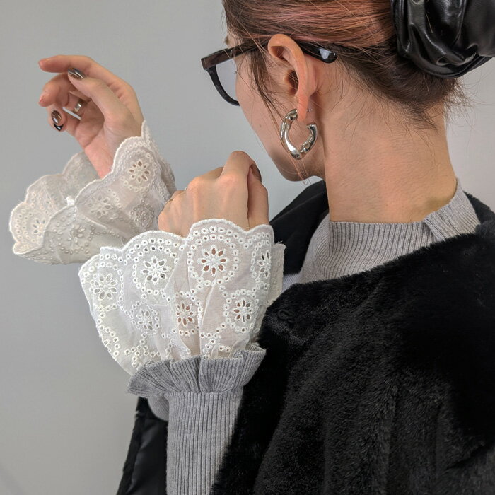 パンチングレースカフスリブニット ニット レース 甘デザイン 甘ニッシュ マストアイテム 長袖 デザイ..