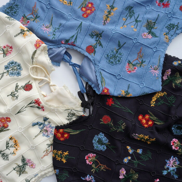 【6月中旬〜7月下旬】2WAYフラワー刺繍プルオーバー 2WAY バックコンシャス バックリボン 前後OK 花柄 フラワー レイヤード 刺繍 刺しゅう 高見え ロングシーズン アイボリー ブルー ブラック